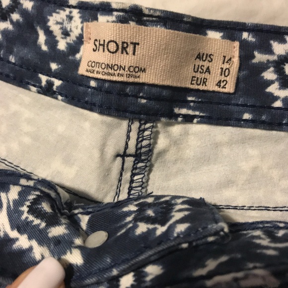 Aztec Shorts - Picture 3 of 4